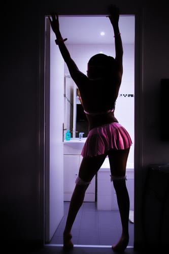 Pocahontas and Friends - Adele - Black Slut in the Shadow