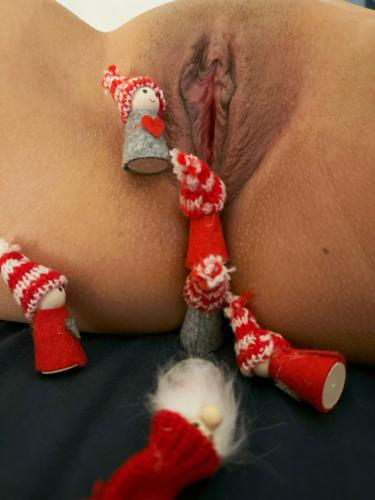 Pocahontas Azotar Little Christmas Invaders in my Pussy!